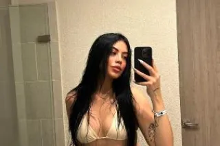 hot & botherd - 26 - Image 4