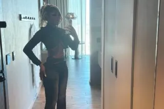 i look good on your screen—better in your bed 💦 - Image 1